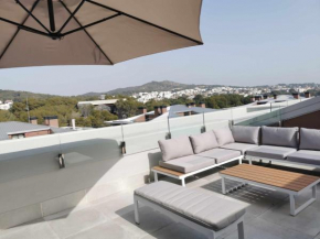 Suitable, ideal for families with communal pool